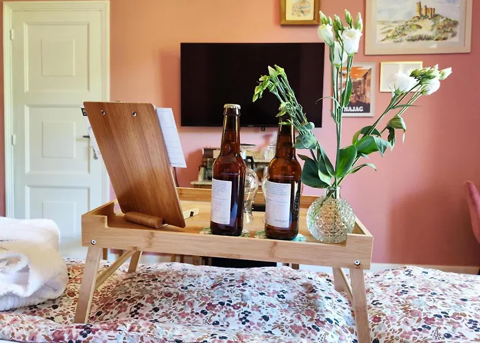 ゲストハウス La Maison Au Toit 4*