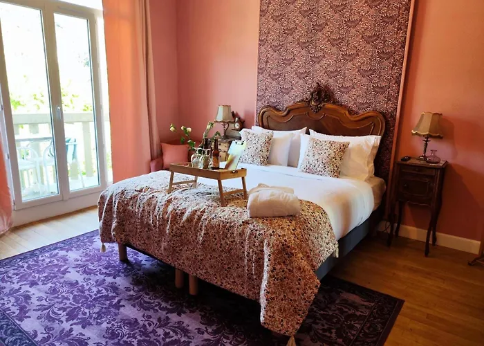 La Maison Au Toit ゲストハウス 4*