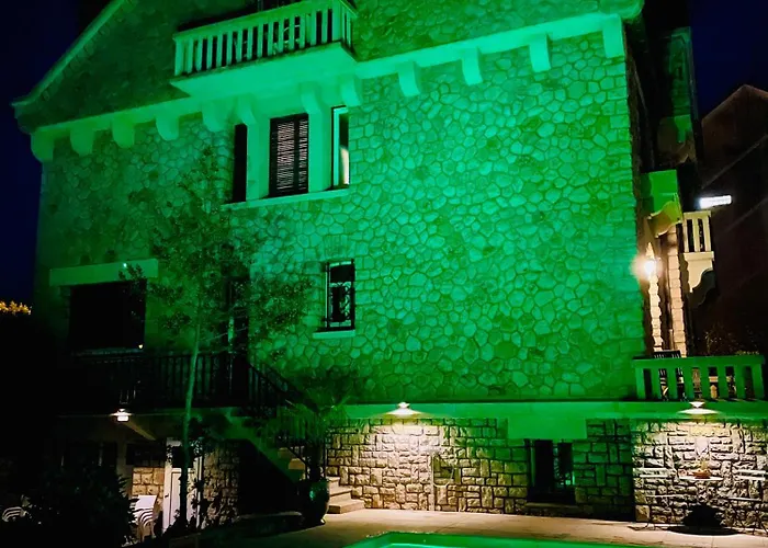 La Maison Au Toit エスパリオン