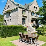 La Maison Au Toit Penzion 4*