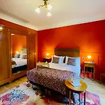 Penzion La Maison Au Toit 4*