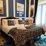 La Maison Au Toit Penzion 4*