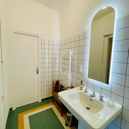 La Maison Au Toit בית הארחה 4*