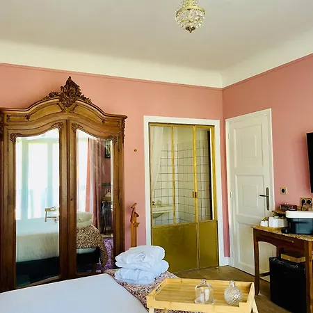 La Maison Au Toit 4*