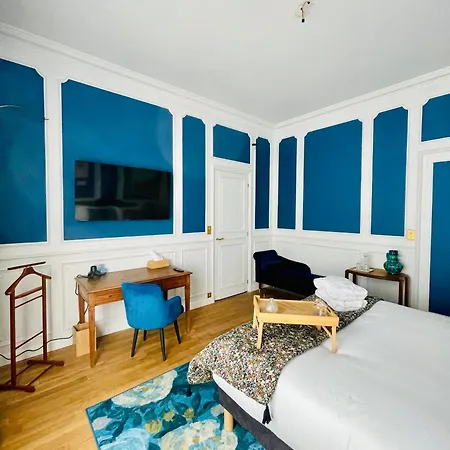 La Maison Au Toit Espalion