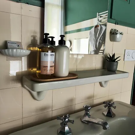 La Maison Au Toit 4* Espalion