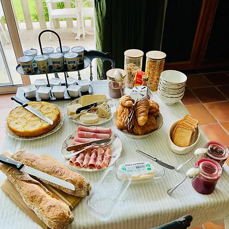 בית הארחה La Maison Au Toit אספאיו