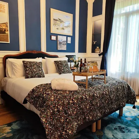 La Maison Au Toit Penzion 4*