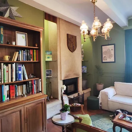 La Maison Au Toit Gæstehus Espalion