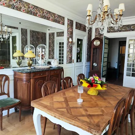 La Maison Au Toit Gæstehus Espalion