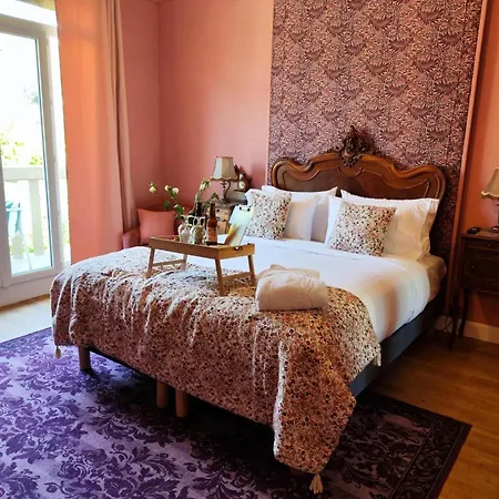 La Maison Au Toit Gæstehus 4*