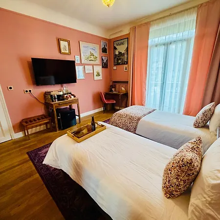 בית הארחה La Maison Au Toit 4*