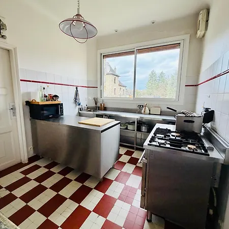 La Maison Au Toit Casa de hóspedes 4*
